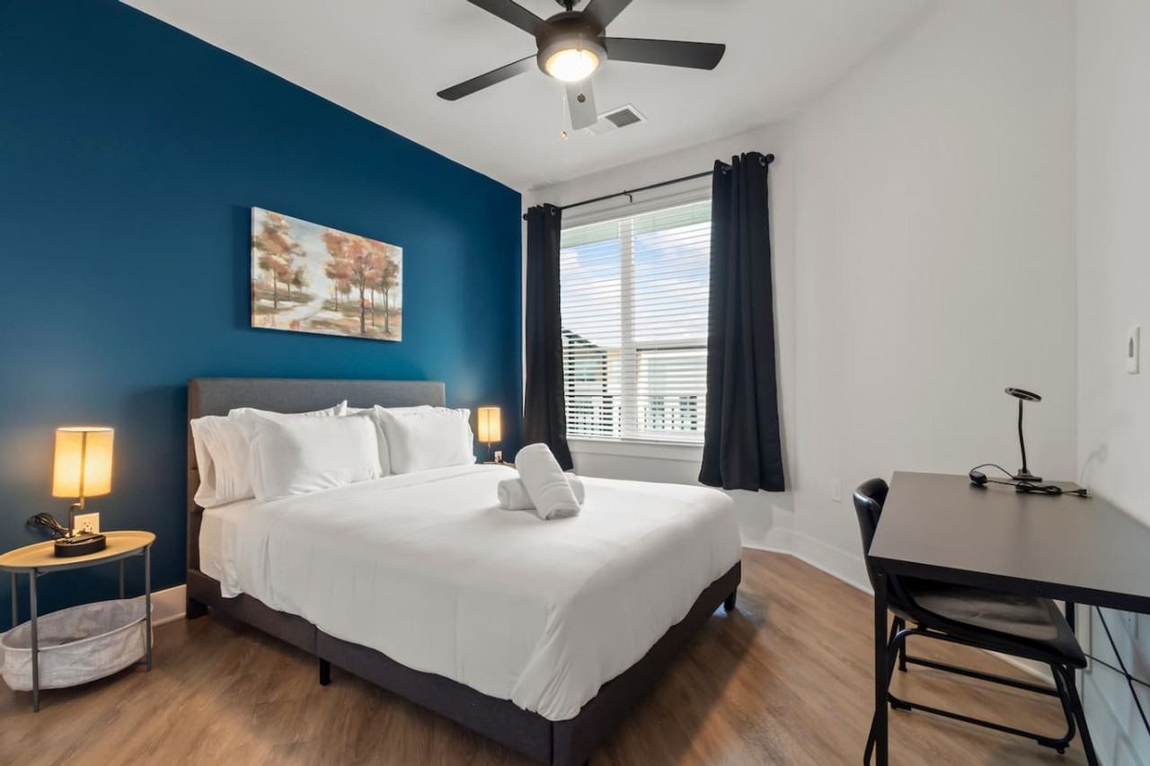 2317 W Grace St #1312497P - Photo 7 of 23