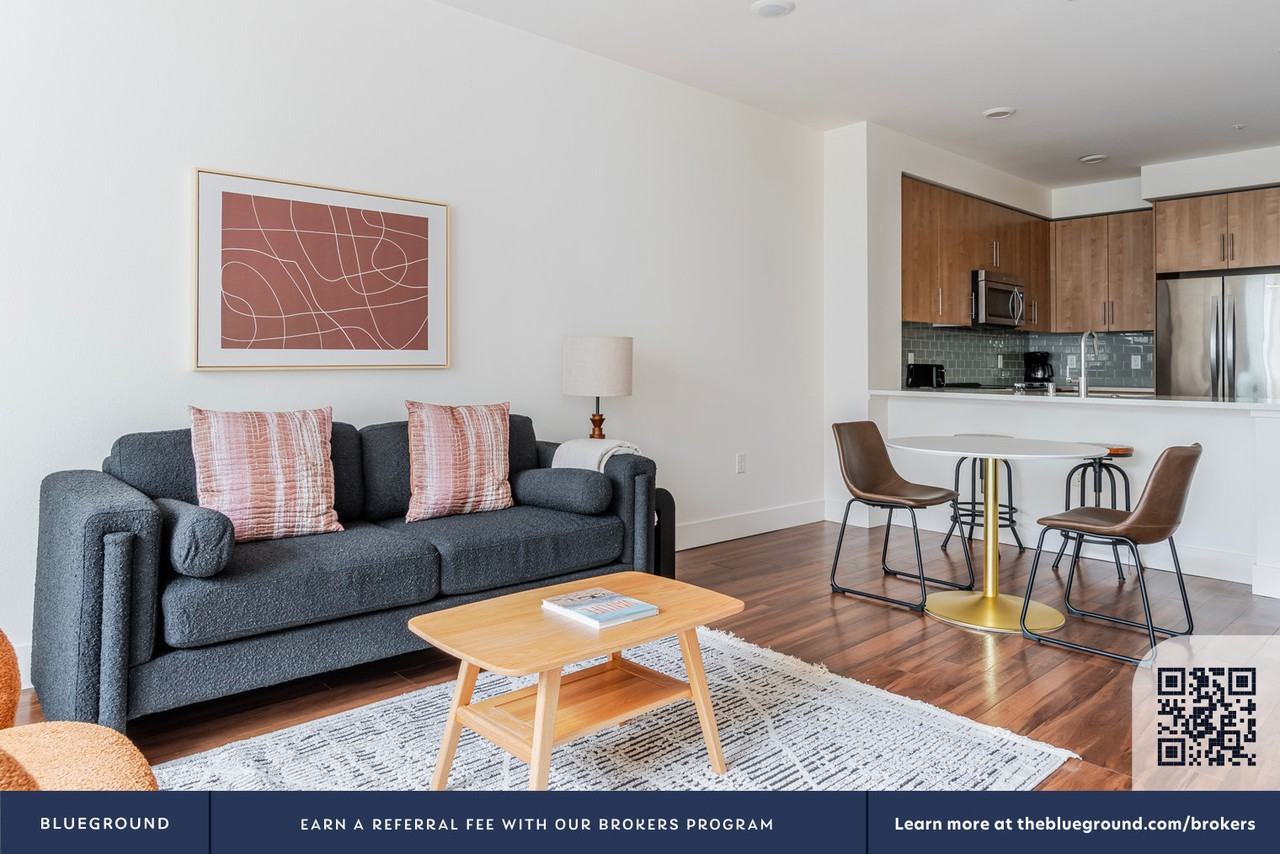 388 E Evelyn Ave #2087 - Photo 5 of 33