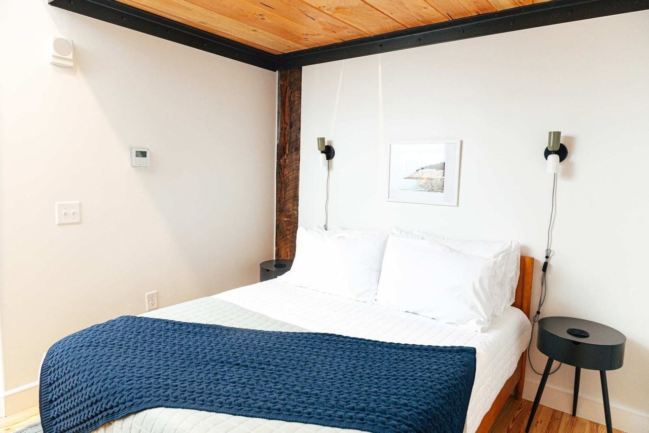 1911 3rd Ave N #1352418P - Photo 6 of 24