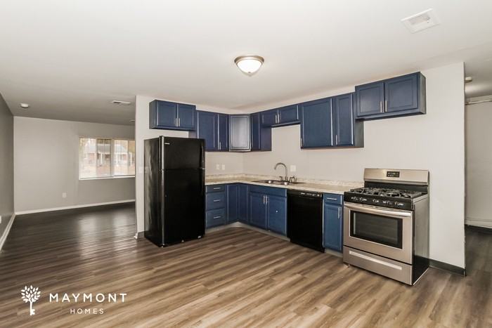 3962 Woodsong Dr - Photo 5 of 11