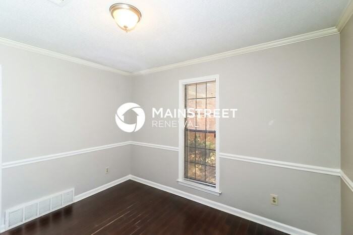 4462 Garrison Avenue - Photo 5 of 16