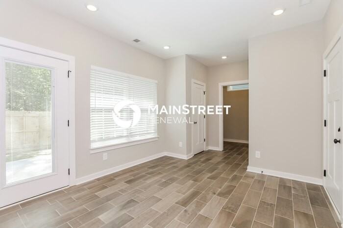 5307 Nancy Seward Dr - Photo 7 of 17