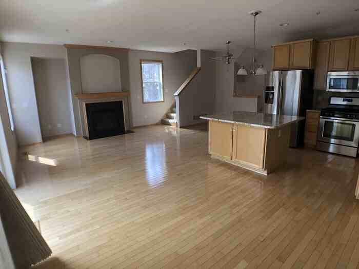 8341 Townsend Dr - Photo 4 of 19