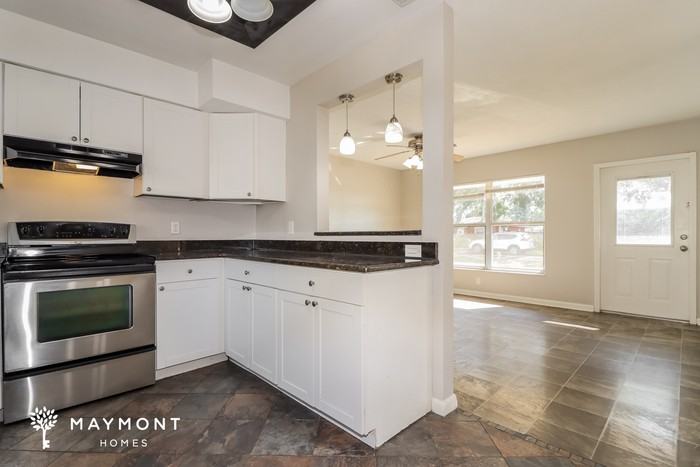 10849 60th Ave - Photo 6 of 12