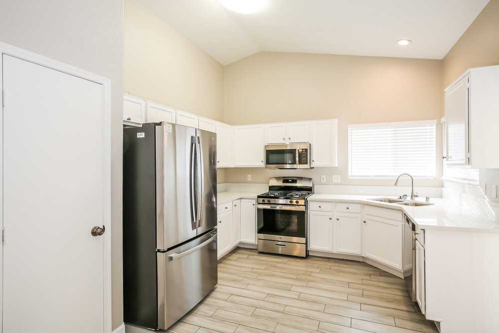 601 Tobble Creek Court - Photo 5 of 16