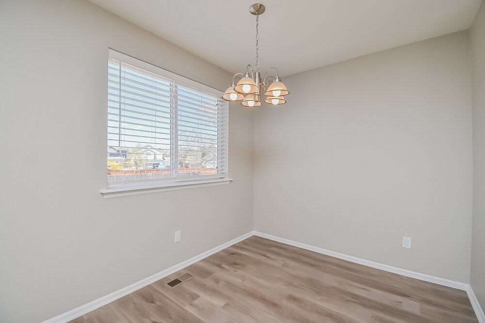 5476 Stetson Meadows Dr - Photo 7 of 18