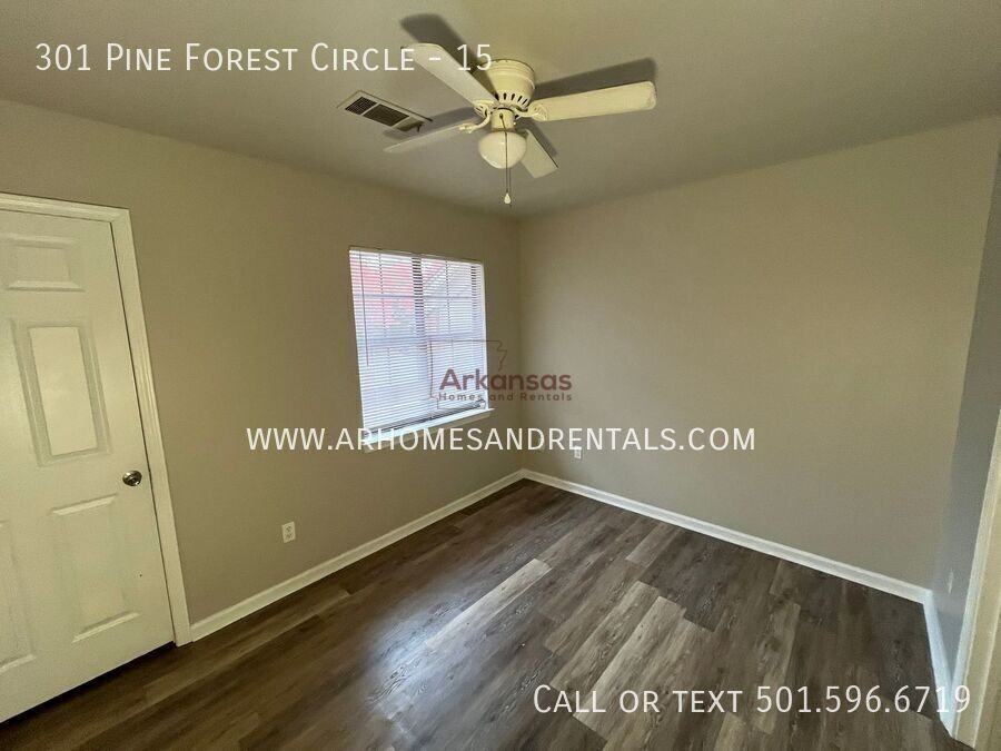 301 Pine Forest Cir #15 - Photo 2 of 12