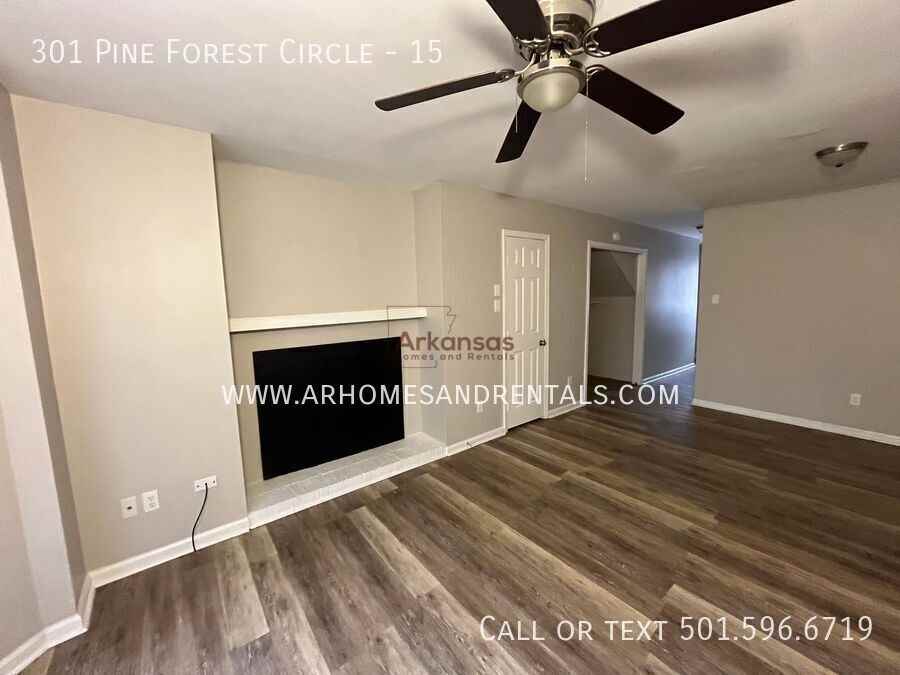 301 Pine Forest Cir #15 - Photo 3 of 12