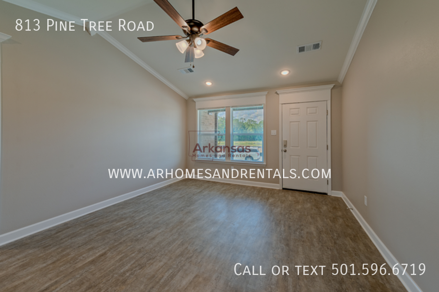 813 Pine Tree Road - Photo 2 of 12