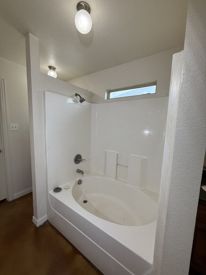 410 East Zenith Avenue #A - Photo 5 of 9