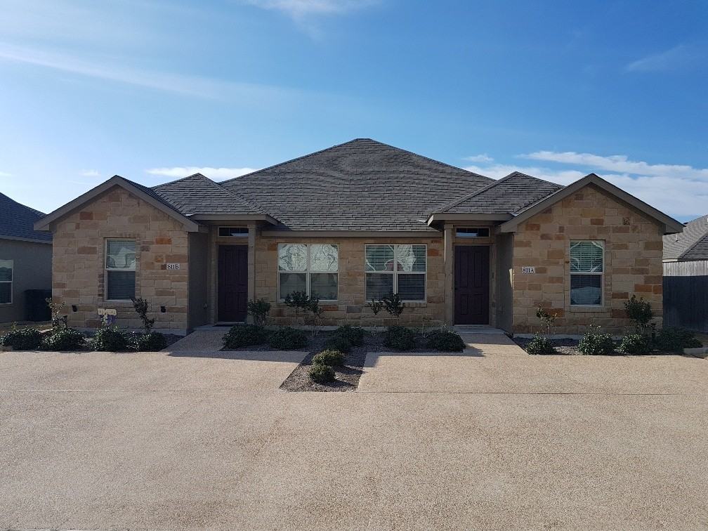 902 Ferrara Circle #B - Photo 2 of 8