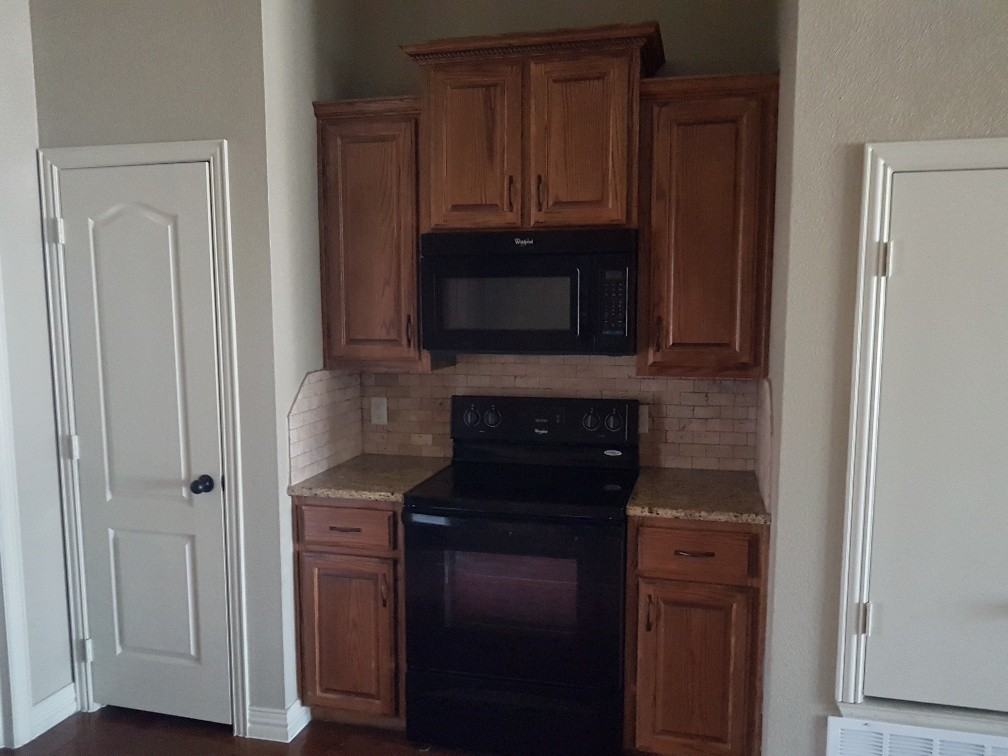 902 Ferrara Circle #B - Photo 3 of 8