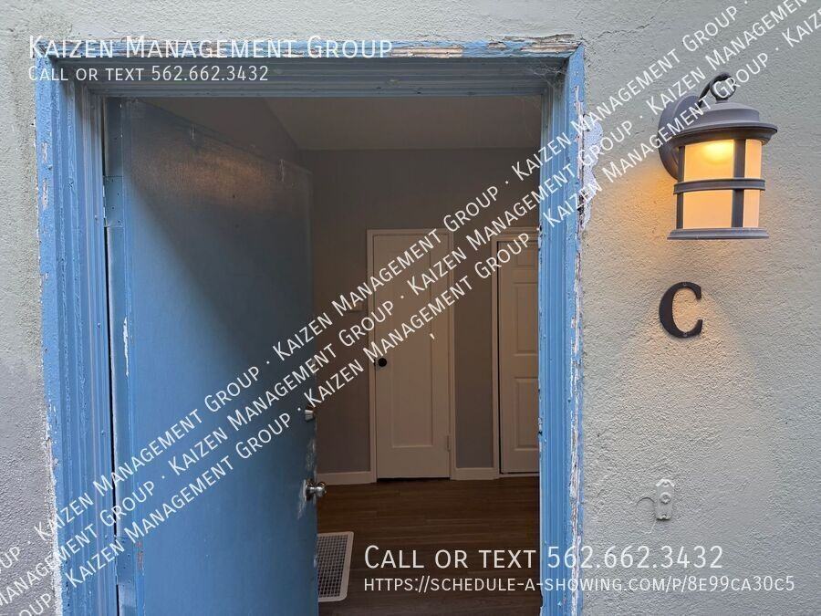 1634 Pine Avenue #C - Photo 3 of 13