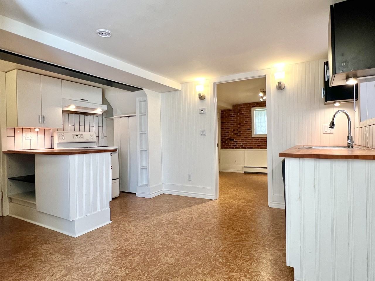 Beatrice St & E 32nd Ave - Photo 6 of 17