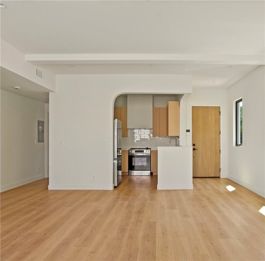 2671 Benedict St #2671