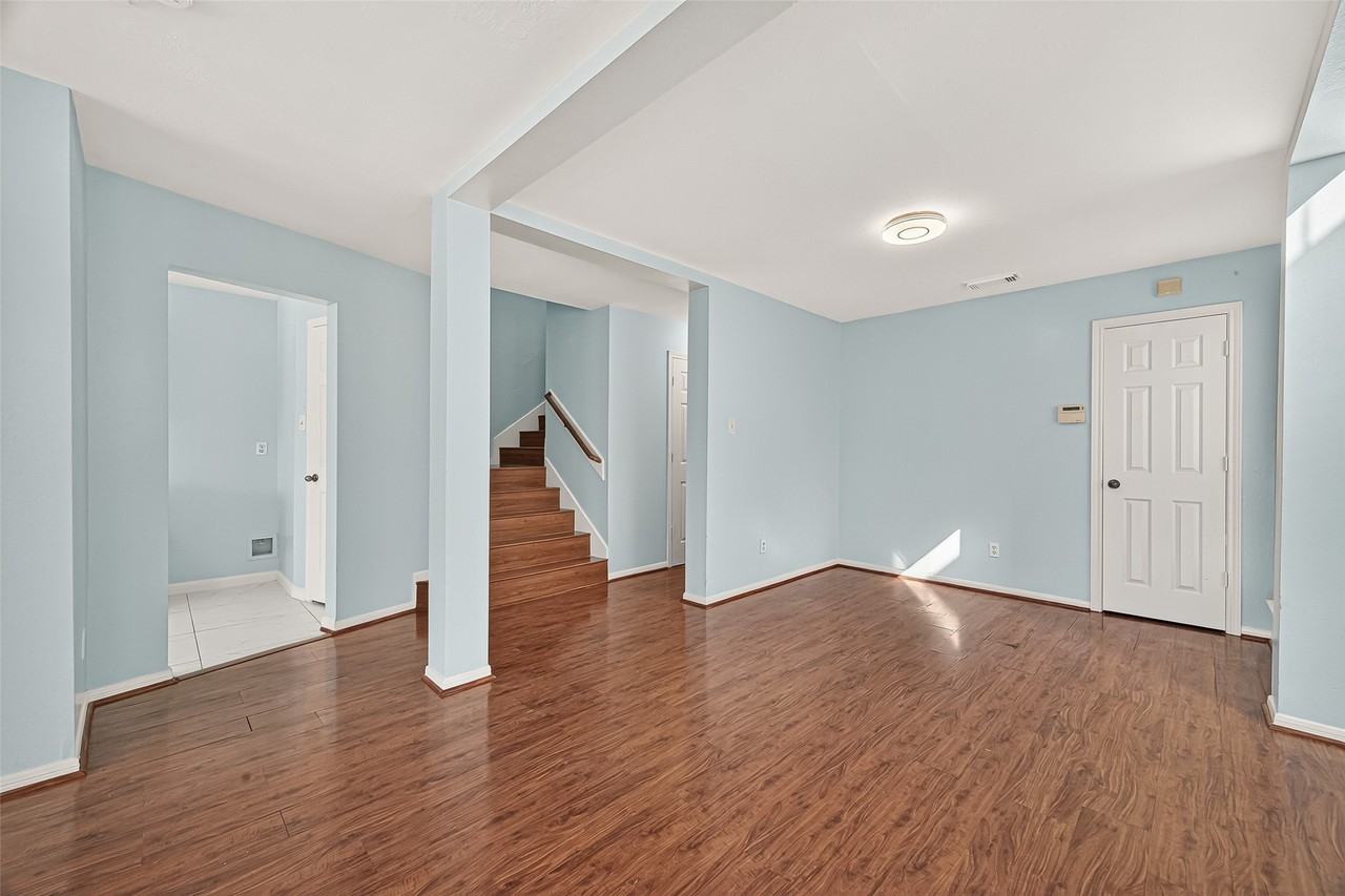 6710 Bellaire Gardens Dr #6710 - Photo 5 of 48