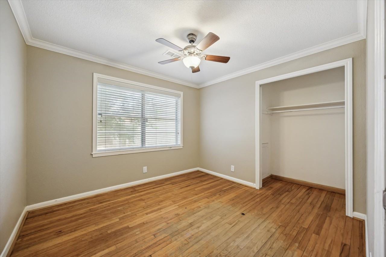 1905 17th Ave N #1905 - Photo 2 of 10