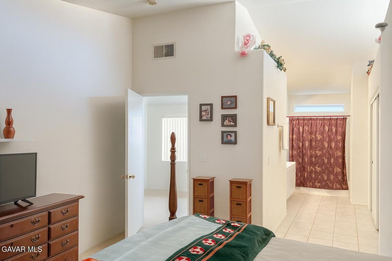 36717 Sulphur Springs Rd #36717 - Photo 4 of 24