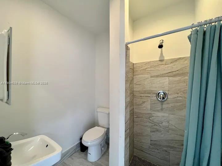 1020 North Riverside Drive #1020-11 - Photo 3 of 17
