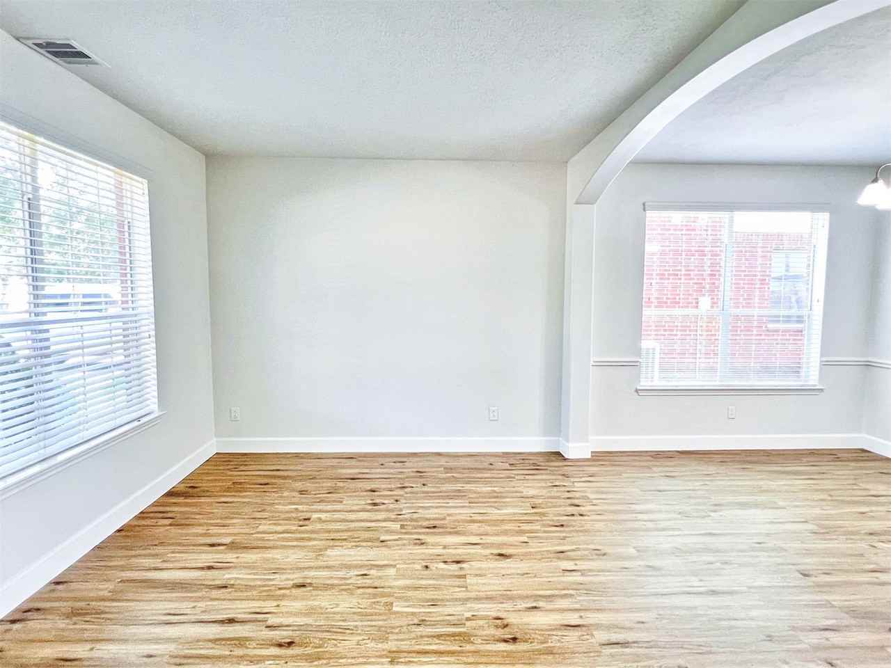 18 Old Presidio Dr #18 - Photo 5 of 43