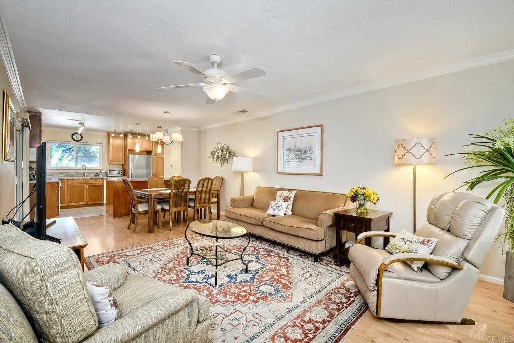 4524 Royal Oak Drive #4524 - Photo 5 of 23