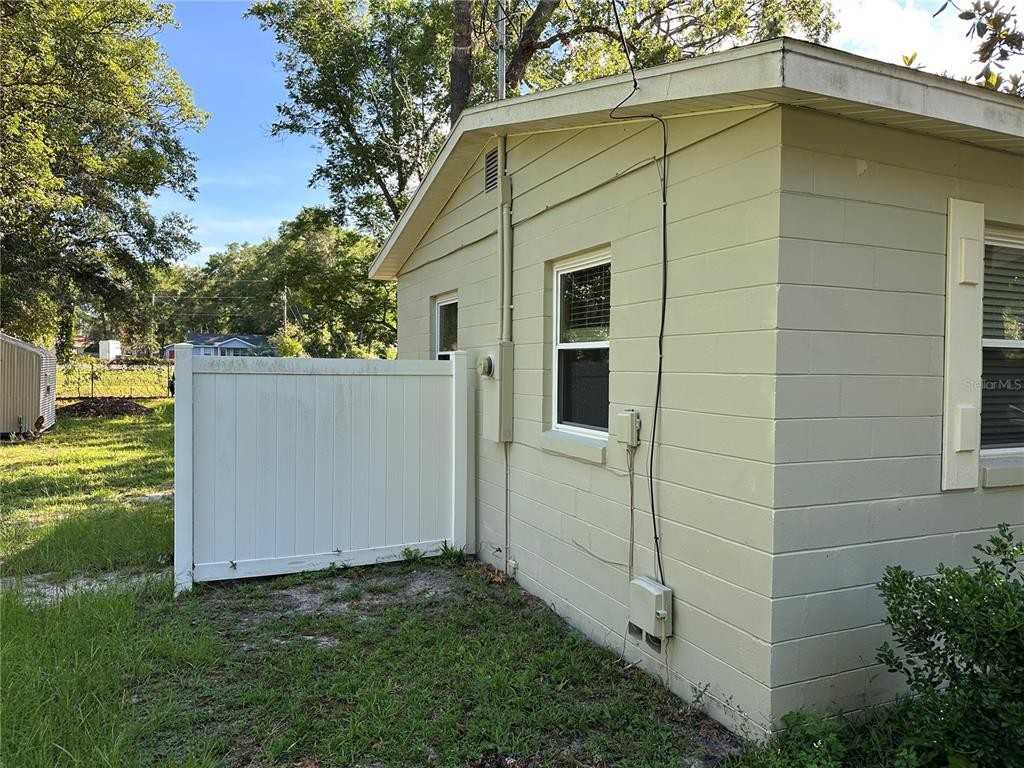 1621 Ne 29th St #1621