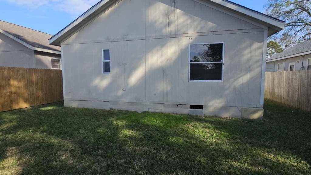 11919 Kingslake Forest Drive #11919 - Photo 7 of 12