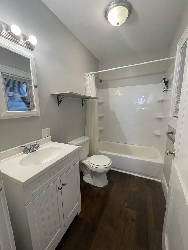 1217 S 7th St #1 - Photo 3 of 9