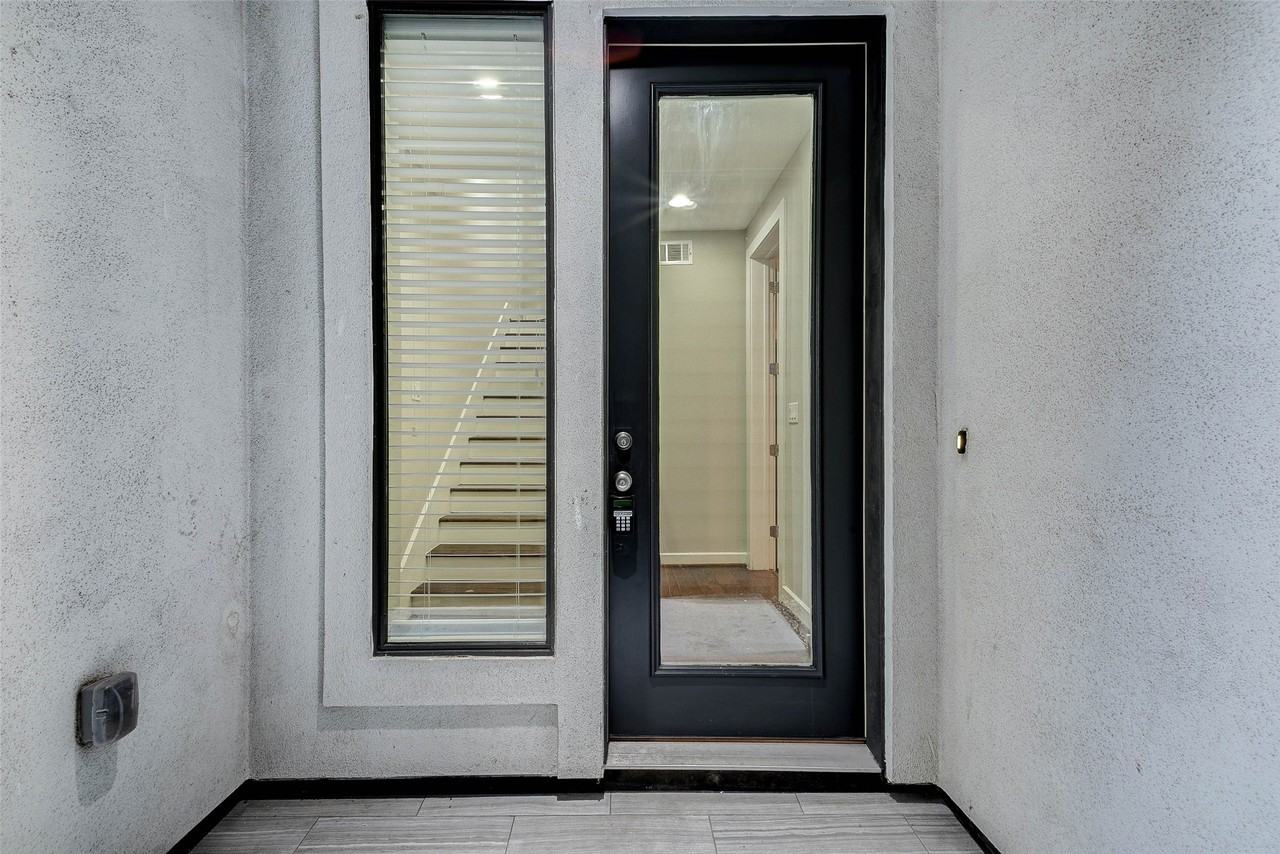 607 Sydnor Street #607