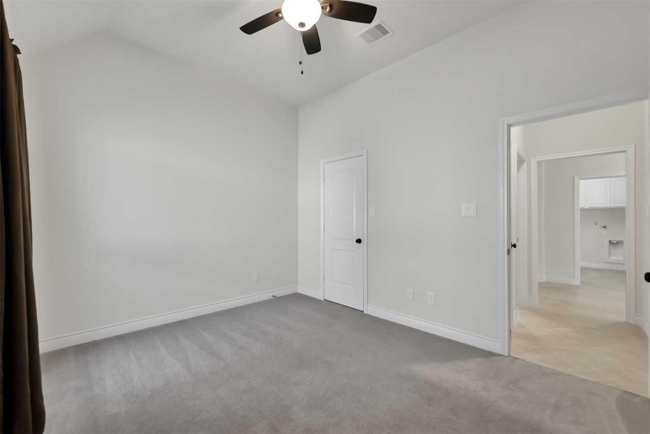 150 North Greatwood Glen Place #150 - Photo 2 of 37