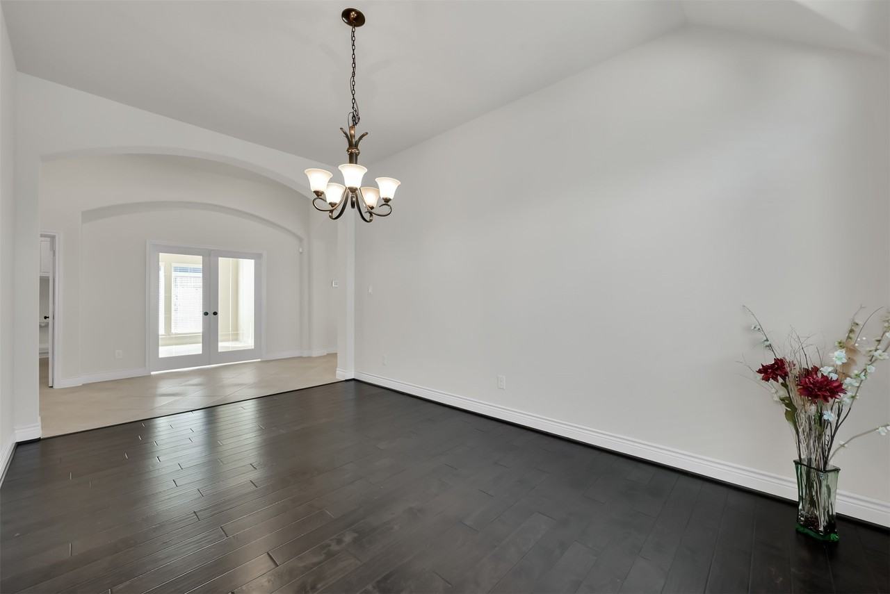 150 North Greatwood Glen Place #150 - Photo 5 of 37