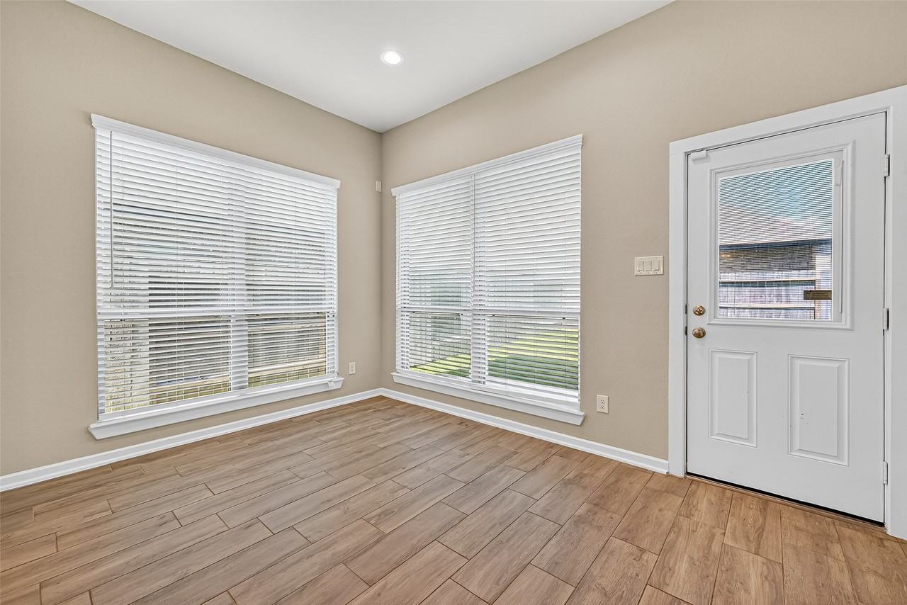 31130 Cardrona Peak Pl #31130 - Photo 2 of 37