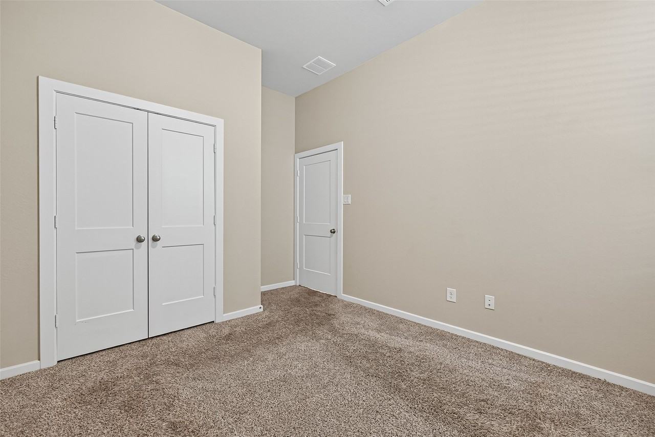 31130 Cardrona Peak Pl #31130 - Photo 4 of 37