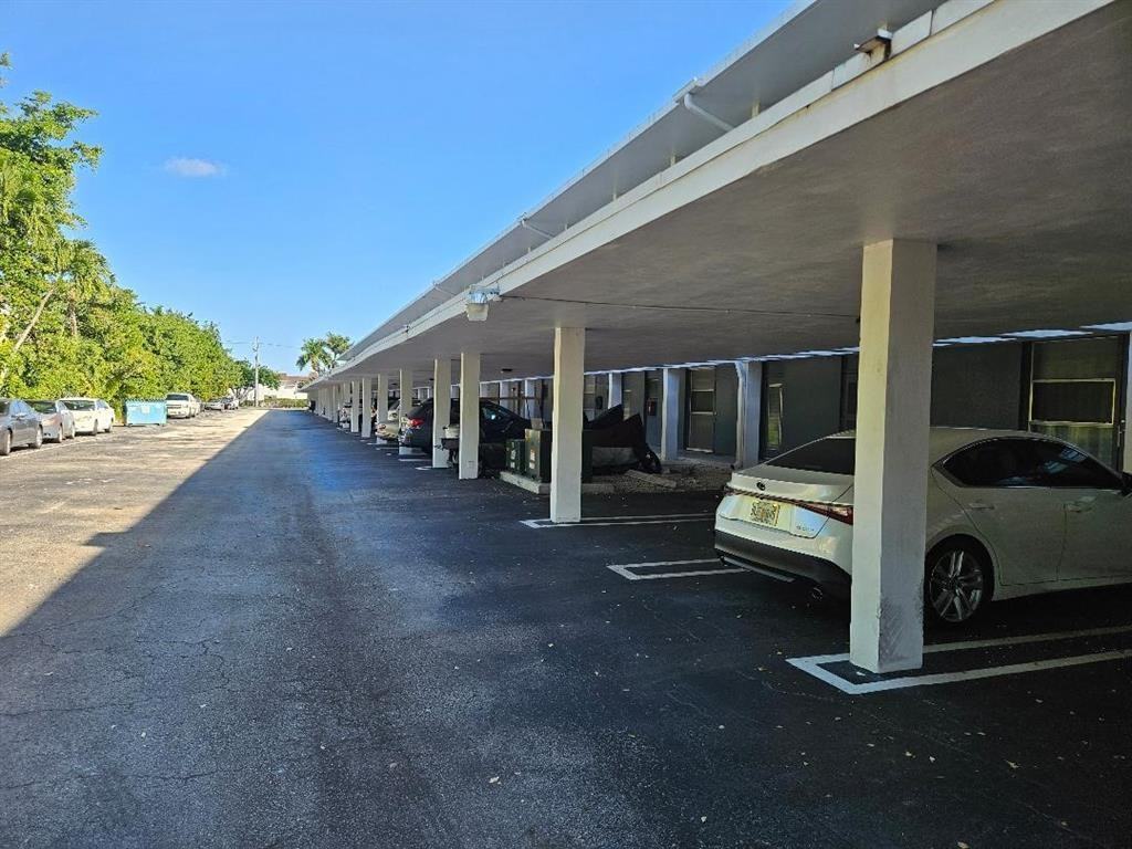 777 Southeast 2nd Avenue #777D123 - Photo 5 of 36