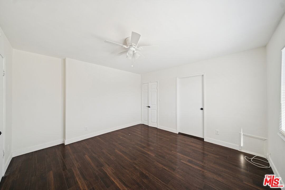 5380 Romaine St #5380-4 - Photo 5 of 12