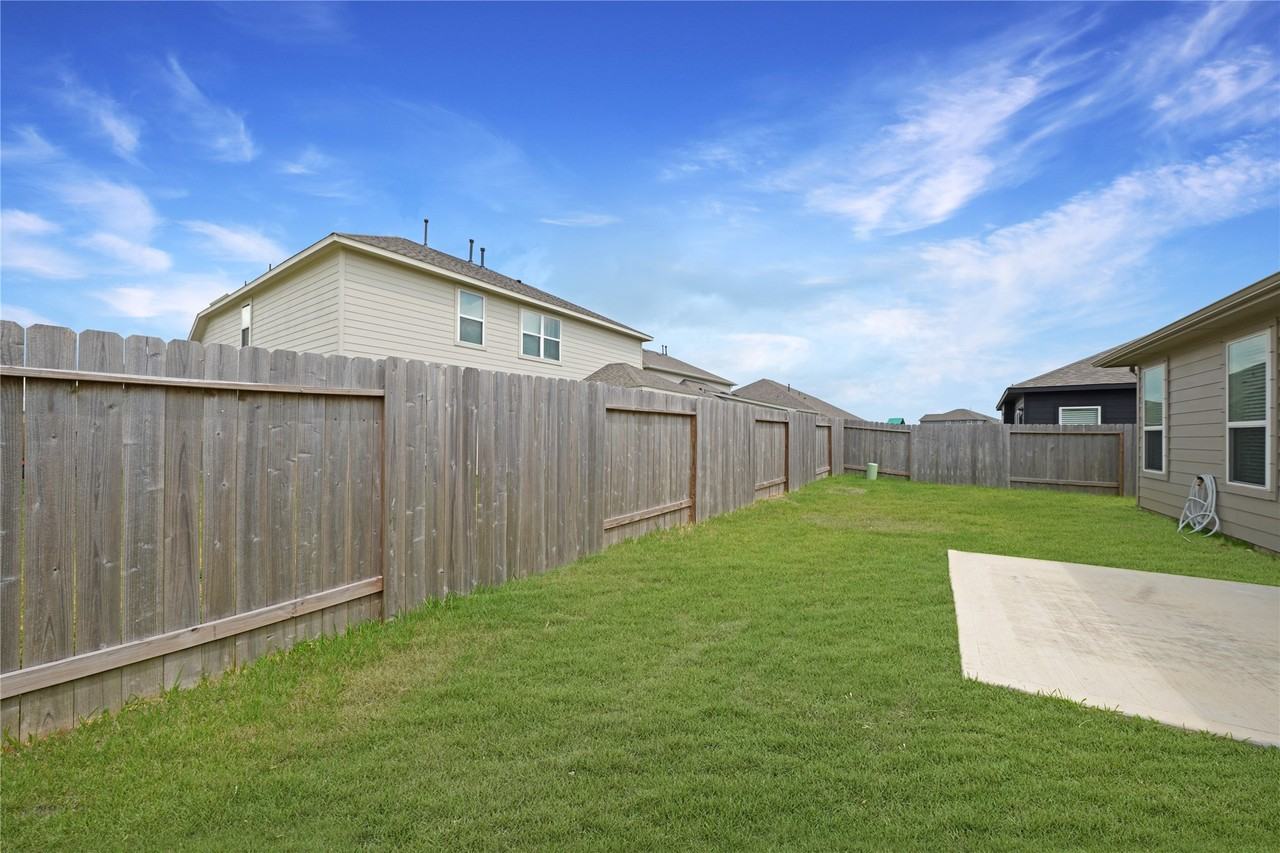 782 Dewberry Rd #782 - Photo 3 of 36