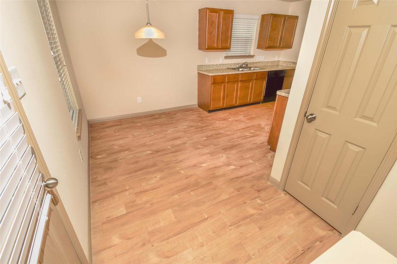 2431 Tomica Ct #2431 - Photo 5 of 13