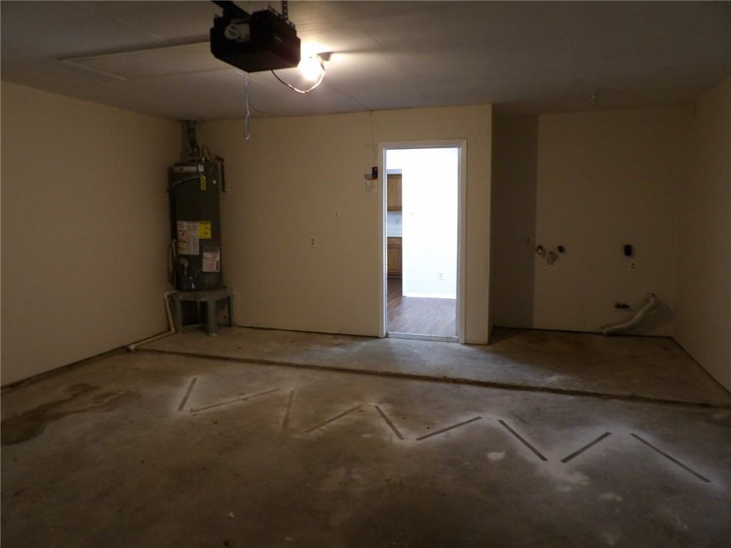 4009 Shawnee Circle #4009 - Photo 3 of 14