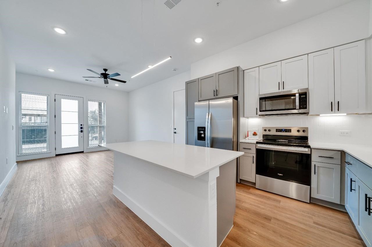 1601 Mustang Drive #1601 - Photo 5 of 26