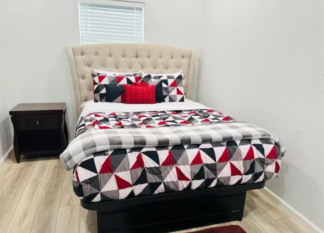 2400 Burkett St #2400 - Photo 7 of 12