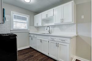 featured image of 125 West Pecan Lane #125