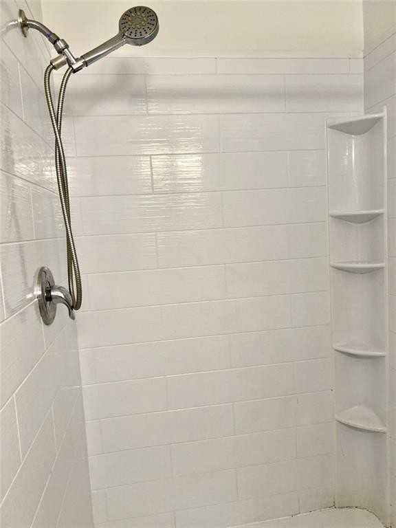 1301 Southeast 22nd Avenue #1301-4 - Photo 2 of 19