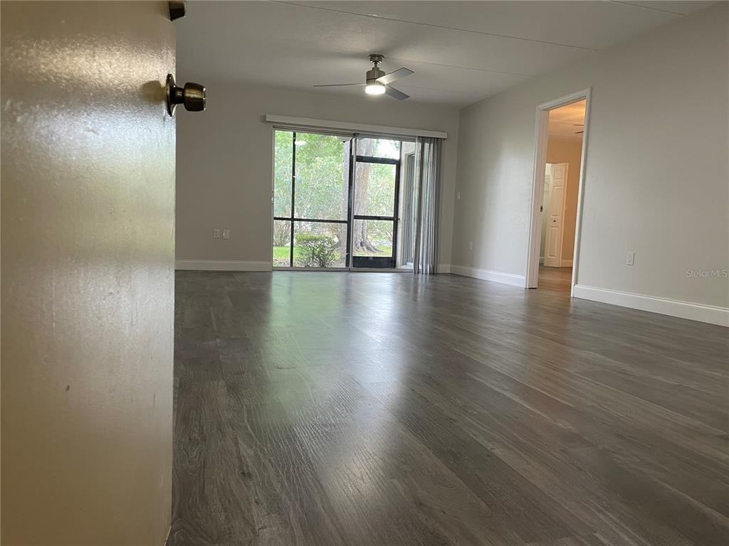 211 Pine Ct #211-211 - Photo 5 of 47