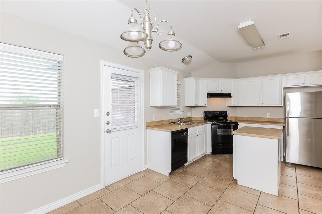 3432 Michelle Ridge Dr #3432 - Photo 2 of 16