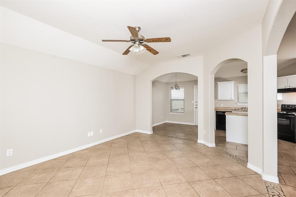 3432 Michelle Ridge Dr #3432 - Photo 5 of 16