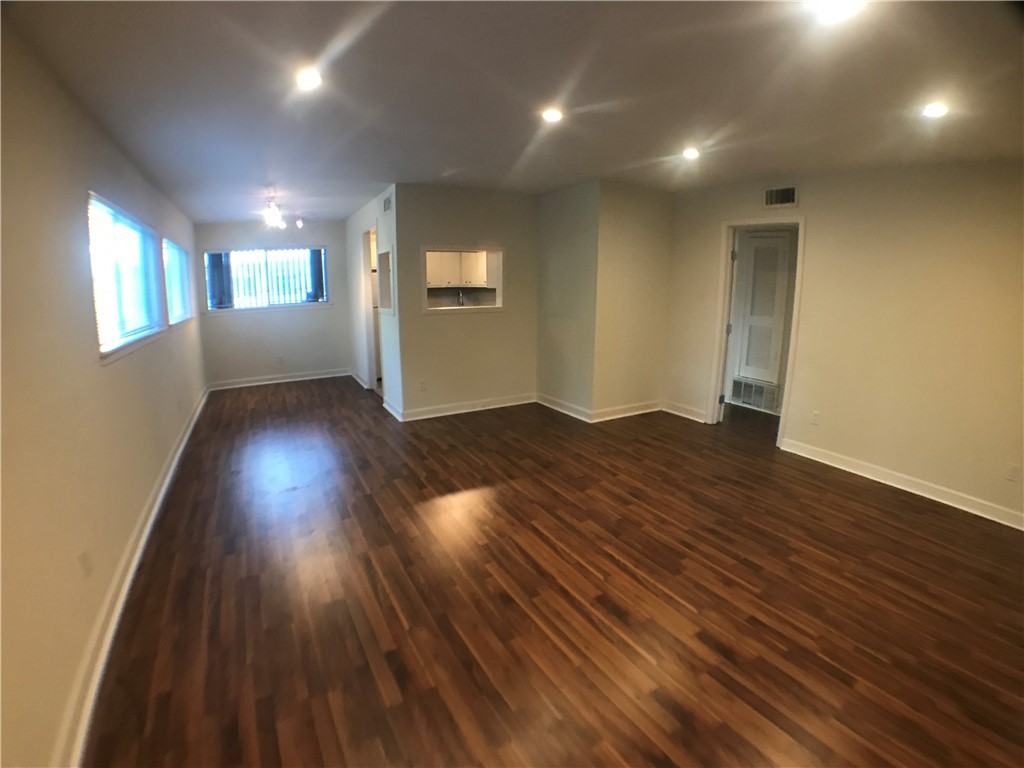 706 West 34th Street #706-101 - Photo 3 of 13