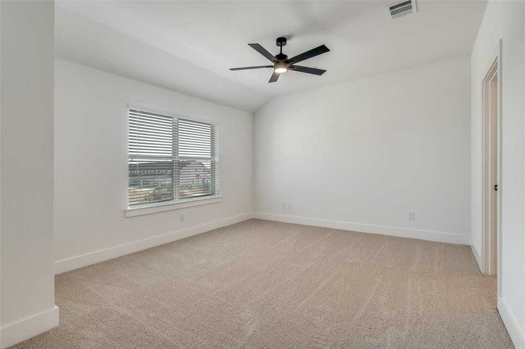 4405 Cave Springs St #4405 - Photo 5 of 13