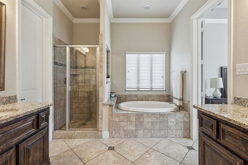 1100 Circle J Trail #1100 - Photo 3 of 33