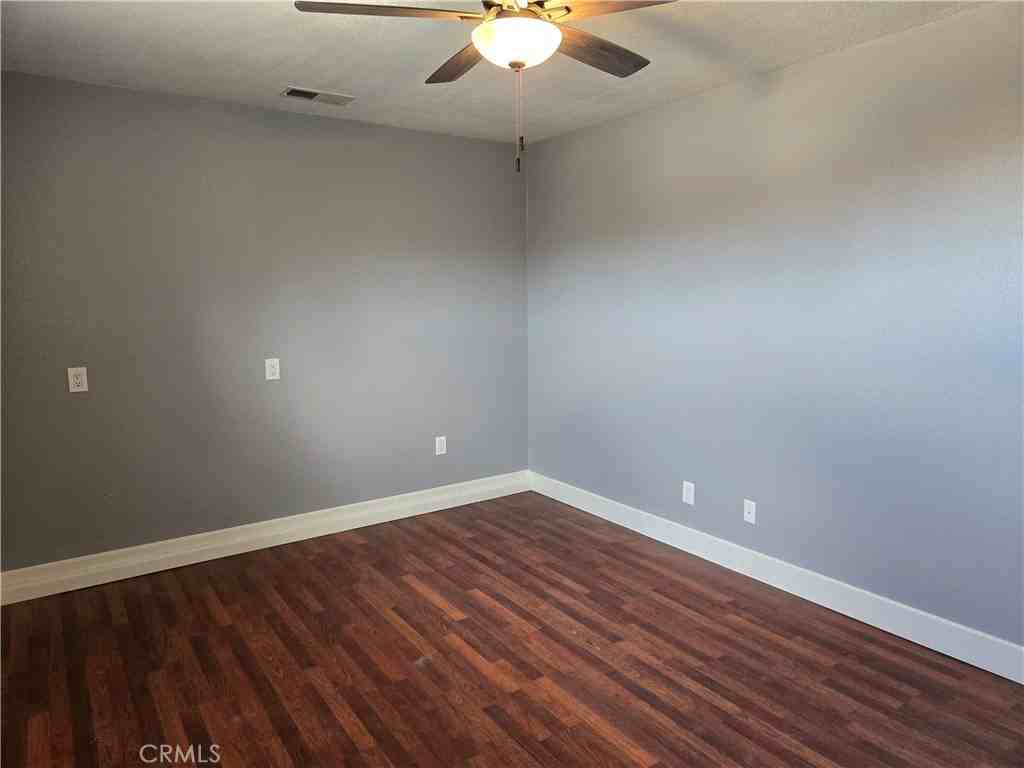 6467 Oak Hill Road #6467B - Photo 3 of 12