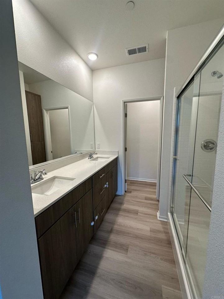 5256 Beachfront Cv #5256-205 - Photo 2 of 25